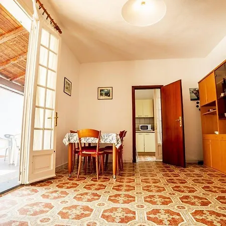 Villa-Algeria-19 וילה *